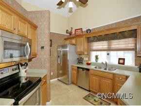 123 EWARTS POND ROAD - Photo 6