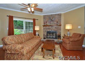 14 Surrey Green Dr - Photo 12