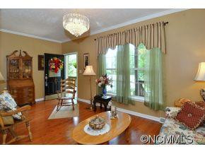 14 Surrey Green Dr - Photo 3