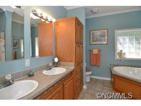 14 Surrey Green Dr - Photo 9