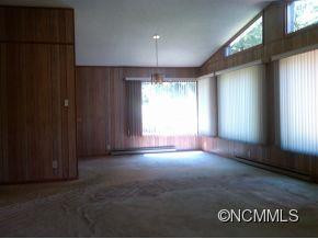 - Photo 2