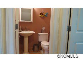 410 Forest Lake Drive - Photo 14