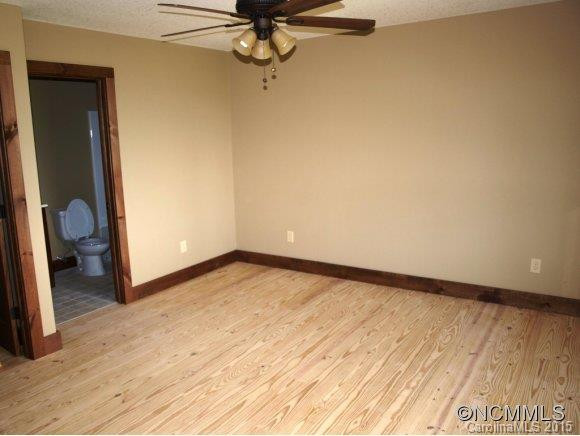 51 Heather Circle - Photo 8
