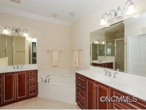 224 TOWNE PLACE DRIVE - Photo 9
