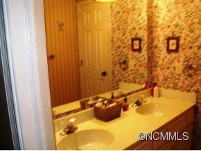 232 Raintree Drive - Photo 18