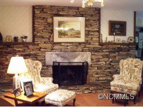 232 Raintree Drive - Photo 4