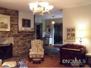 232 Raintree Drive - Photo 5