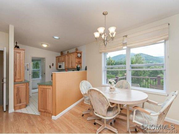 36 DIANE DRIVE - Photo 4