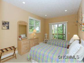 260 CARRIAGE SUMMIT WAY - Photo 20