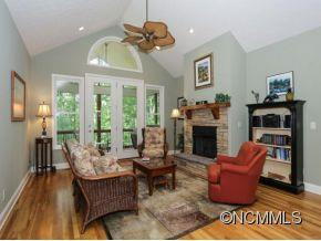 260 CARRIAGE SUMMIT WAY - Photo 4
