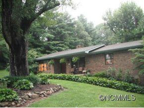 41 SOUTHWICKE DR