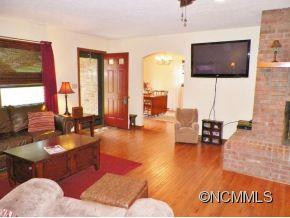 41 SOUTHWICKE DR - Photo 2