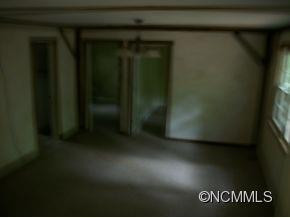 167 Johnson Circle - Photo 4
