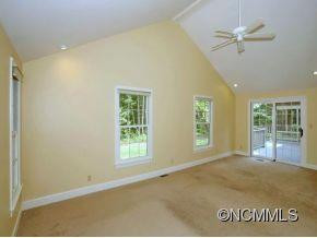 110 SUNNINGDALE DRIVE - Photo 7