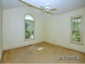 110 SUNNINGDALE DRIVE - Photo 10