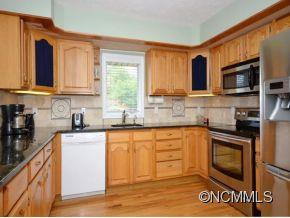303 WINDY KNOLL DRIVE - Photo 11
