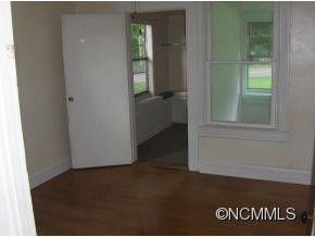 40 W Oakview Road - Photo 6