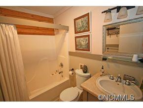 142 Deers Circle - Photo 12