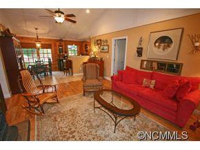 142 Deers Circle - Photo 6