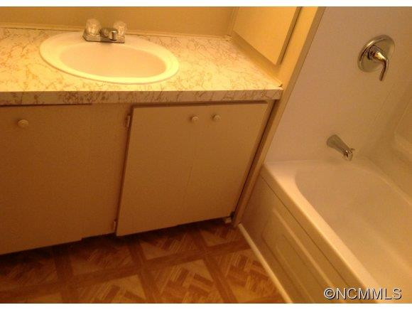 51 Wellington - Photo 10