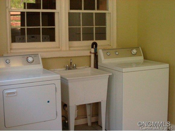 27 Skyway Drive - Photo 12