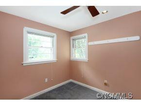 27 Main Street - Photo 13