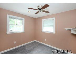 27 Main Street - Photo 14