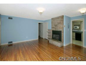27 Main Street - Photo 5