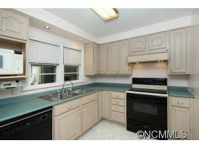 27 Main Street - Photo 6