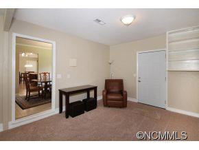 104 E Glenwood Lane - Photo 11