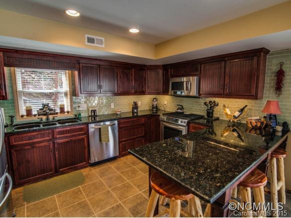 227 Picnic Point - Photo 9
