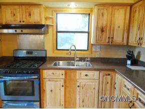 135 Pine Street - Photo 4