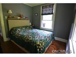 8 Enka Pine Street - Photo 11