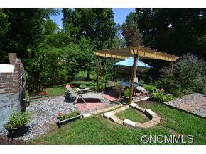 8 Enka Pine Street - Photo 16