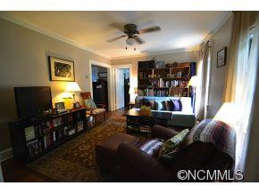8 Enka Pine Street - Photo 3