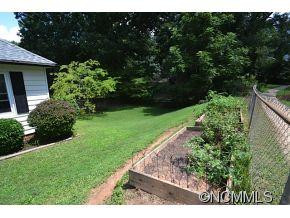 8 Enka Pine Street - Photo 24