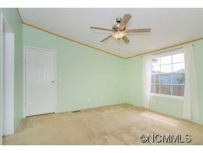 106 Mos Way - Photo 11