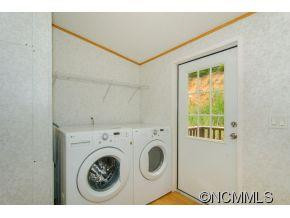 106 Mos Way - Photo 15