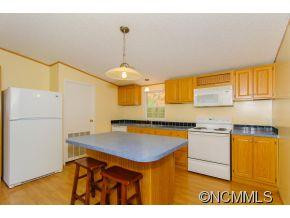 106 Mos Way - Photo 7