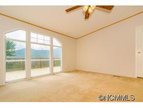 106 Mos Way - Photo 10