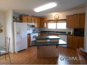401 Golden Breeze Rd - Photo 3