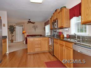 339 CURTIS CREEK ROAD - Photo 8