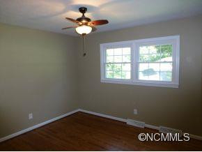 203 DIXON DRIVE - Photo 11