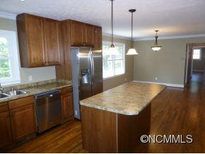 203 DIXON DRIVE - Photo 6