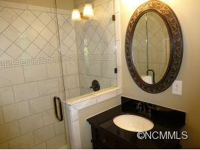 203 DIXON DRIVE - Photo 8