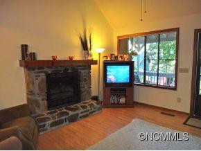 41 Susan Dr - Photo 3