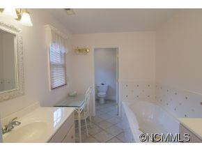 406 Oak Tree Lane - Photo 11