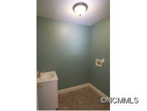406 Oak Tree Lane - Photo 17