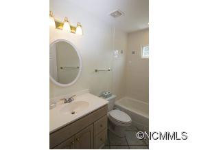 406 Oak Tree Lane - Photo 5