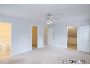 406 Oak Tree Lane - Photo 10